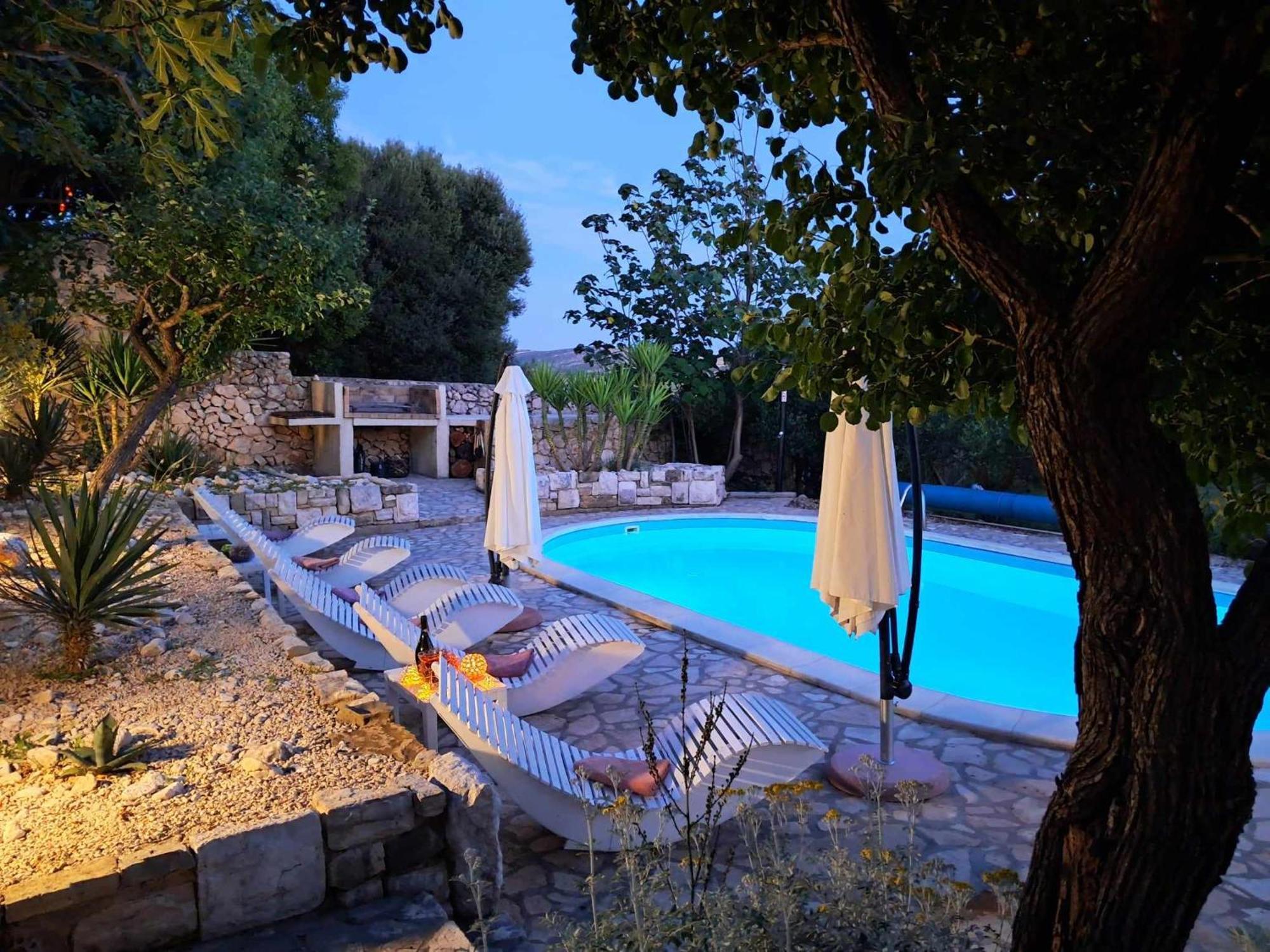 Villa Cesarica โนวาลยา ภายนอก รูปภาพ